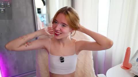 Snapshot of mybabylana chatting on April 2026 07:28:01 AM Lana online show from April 2026 07:28:01 AM