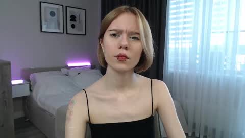 Snapshot of mybabylana chatting on May 2026 07:06:01 AM Lana online show from May 2026 07:06:01 AM