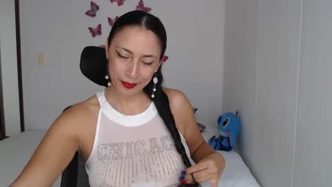 Snapshot of myc_sw_couple chatting on January 2025 09:17:02 PM mary and charlie online show from January 2025 09:17:02 PM