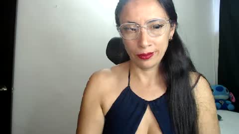 Snapshot of myc_sw_couple chatting on July 2026 10:56:02 PM mary and charlie online show from July 2026 10:56:02 PM