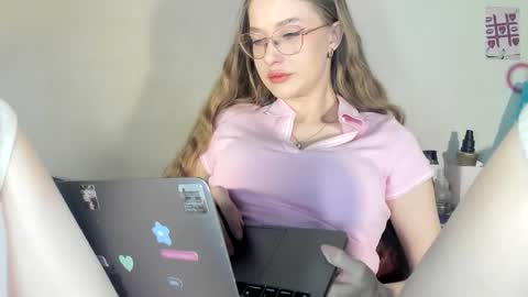 Snapshot of mychloecute chatting on May 2026 08:14:02 PM chloe online show from May 2026 08:14:02 PM