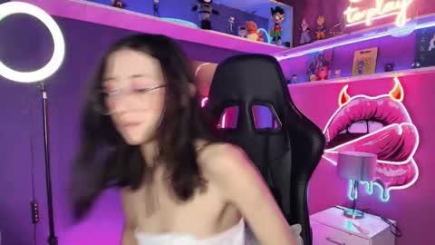 Milly Cute online show from February 2026 07:51:01 AM