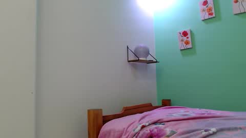 Angel Cute online show from September 2025 07:26:02 PM