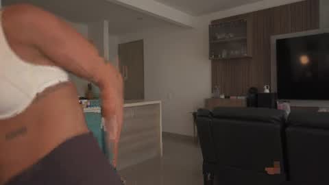 jacke BUNNY online show from April 2026 03:17:01 PM