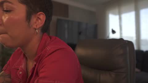 jacke BUNNY online show from July 2026 10:13:02 PM