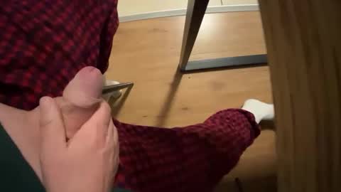 Snapshot of mykytoy chatting on January 2025 06:40:01 PM mykytoy online show from January 2025 06:40:01 PM