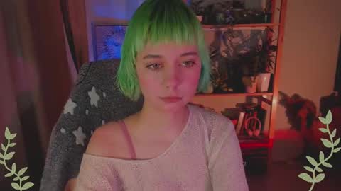 MylaFlores online show from March 2025 01:31:02 AM