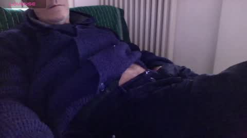 Bi sexy guy lovense hush is on private is open or password show tip if you like. online show from February 2025 10:07:02 AM