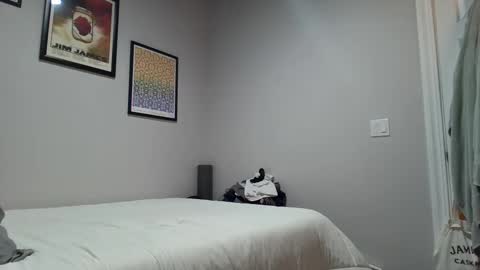 Snapshot of mynaughtyacct chatting on October 2025 10:11:02 PM Felt like showing off online show from October 2025 10:11:02 PM