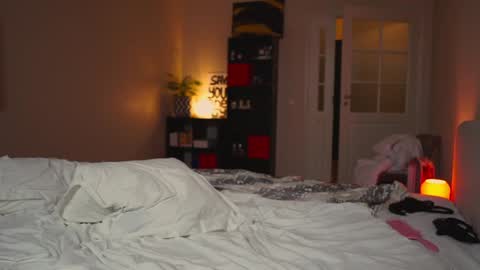 Snapshot of mynaughtynights chatting on January 2025 04:23:02 PM Sima online show from January 2025 04:23:02 PM