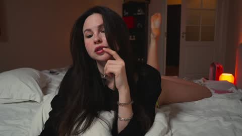 Snapshot of mynaughtynights chatting on February 2025 05:30:02 AM Sima online show from February 2025 05:30:02 AM