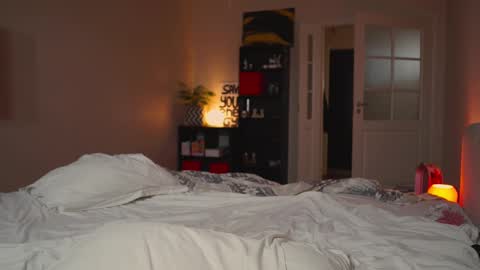 Snapshot of mynaughtynights chatting on February 2025 08:44:02 AM Sima online show from February 2025 08:44:02 AM