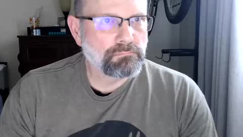 Snapshot of mysecretaccount0311_bravo chatting on April 2026 10:04:01 PM Just hanging out - No pressure online show from April 2026 10:04:01 PM