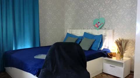 Mickey online show from February 2025 03:33:02 AM