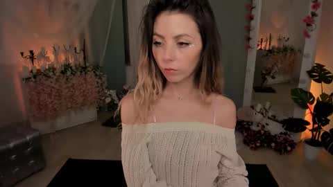 Snapshot of mysstica chatting on March 2025 02:25:02 AM Maria online show from March 2025 02:25:02 AM