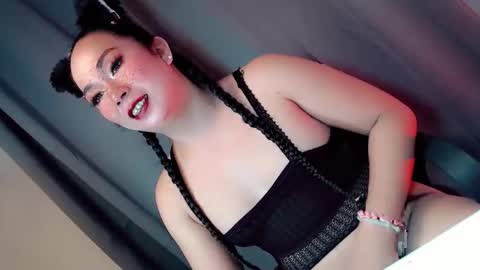 Snapshot of mysterious_kim chatting on October 2025 03:07:02 AM kimmy online show from October 2025 03:07:02 AM