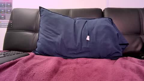 Mystery Nymph Milf online show from October 2025 02:31:01 PM