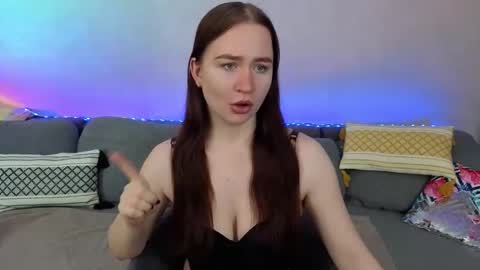 Snapshot of mystic_barbie chatting on May 2026 12:18:02 AM Barbie online show from May 2026 12:18:02 AM