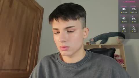 Evan Brown online show from November 2025 06:45:02 AM