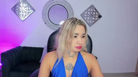 mystic_nova_ online show from June 2026 11:23:01 AM