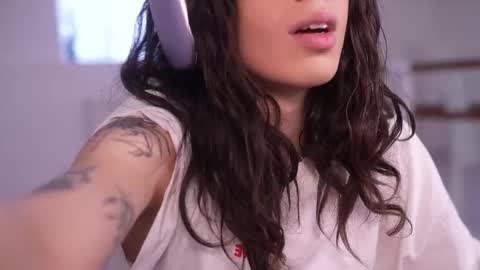 MILLI online show from October 2025 09:46:02 AM