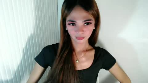 Snapshot of mysticofcum22 chatting on June 2026 11:45:01 AM Krestine online show from June 2026 11:45:01 AM