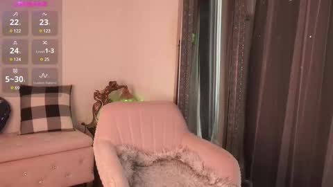 Snapshot of mysticxkitty chatting on January 2025 02:03:02 PM Kamile Get to know me better Subscribe to my OnlyFans Mysticxkitty online show from January 2025 02:03:02 PM