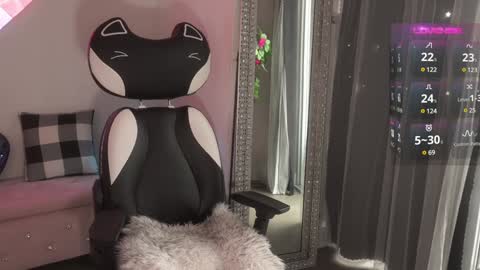 Snapshot of mysticxkitty chatting on February 2025 04:41:02 PM Kamile Get to know me better Subscribe to my OnlyFans Mysticxkitty online show from February 2025 04:41:02 PM