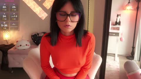 Snapshot of mysticxkitty chatting on October 2025 03:16:01 PM Kamile Get to know me better Subscribe to my OnlyFans Mysticxkitty online show from October 2025 03:16:01 PM