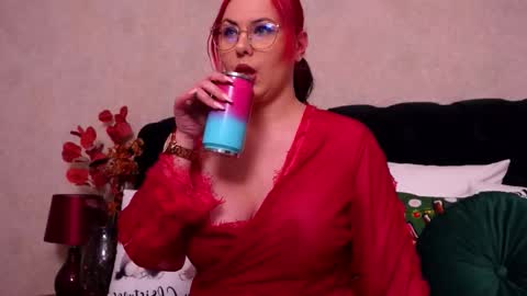 Snapshot of mystiquerosee chatting on January 2026 08:36:02 PM MystiqueRosee online show from January 2026 08:36:02 PM