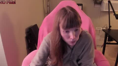 Natalie Marlo online show from September 2025 04:05:01 AM