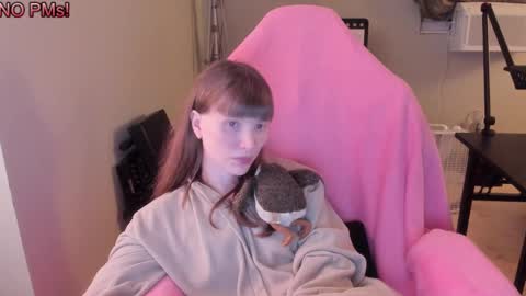 Natalie Marlo online show from October 2025 07:05:02 AM