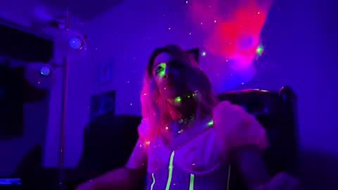 Snapshot of nadia_crivello chatting on December 2025 07:47:01 AM nadia_crivello online show from December 2025 07:47:01 AM