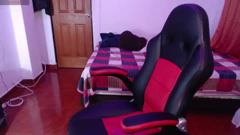 Snapshot of nadia_palmer chatting on December 2024 10:33:02 AM  Nadi  online show from December 2024 10:33:02 AM