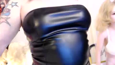 Nadia Vixen online show from May 2026 11:23:04 PM