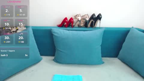 Snapshot of nadiafemdom chatting on December 2024 05:22:02 PM NadiaFemDom online show from December 2024 05:22:02 PM