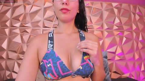 Snapshot of nadiajalil chatting on May 2026 08:27:02 PM nadiajalil online show from May 2026 08:27:02 PM