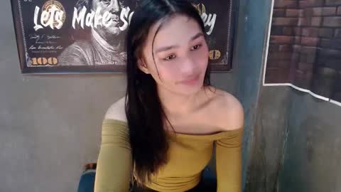 nadiestar online show from April 2026 10:18:01 PM