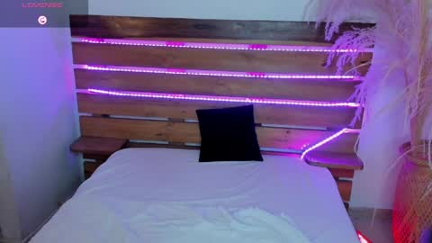 Snapshot of nadine_russo chatting on April 2026 11:16:01 PM Nadine online show from April 2026 11:16:01 PM