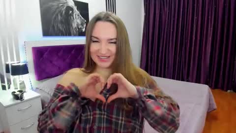 Snapshot of nadingracefull chatting on April 2026 07:15:01 PM NadinGracefull online show from April 2026 07:15:01 PM