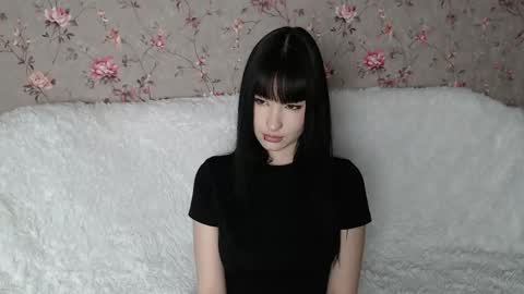 Snapshot of naemiblush chatting on April 2026 03:37:01 PM Naemi online show from April 2026 03:37:01 PM