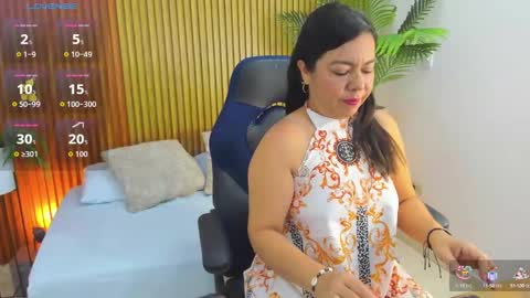 N A H I A online show from October 2025 12:00:02 PM