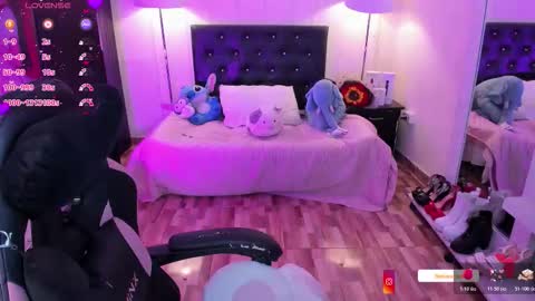 Snapshot of nahiara_evans_ chatting on March 2026 04:09:02 AM NAHIARA EVANS online show from March 2026 04:09:02 AM