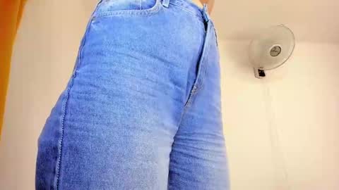 Snapshot of nahomi2021 chatting on February 2025 04:31:01 AM independent model online show from February 2025 04:31:01 AM