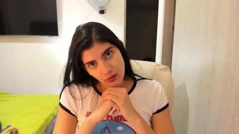 Snapshot of nahomi2021 chatting on October 2025 12:40:02 AM independent model online show from October 2025 12:40:02 AM