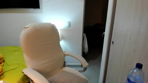 Snapshot of nahomi2021 chatting on October 2025 01:42:01 AM independent model online show from October 2025 01:42:01 AM