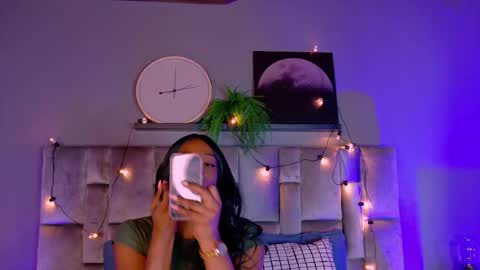 Snapshot of nahomicampbell_ chatting on October 2025 07:36:02 PM VICTORIA online show from October 2025 07:36:02 PM