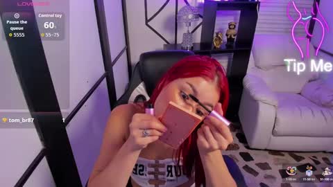 Nahomi online show from September 2025 05:07:02 AM