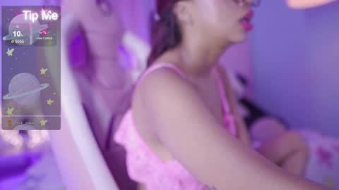 Snapshot of nahomy_2308 chatting on March 2026 02:43:01 PM nahomy 2308 online show from March 2026 02:43:01 PM