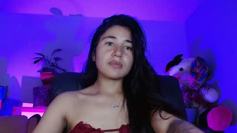 Snapshot of nahomy_rain chatting on June 2026 02:01:01 AM online show from June 2026 02:01:01 AM